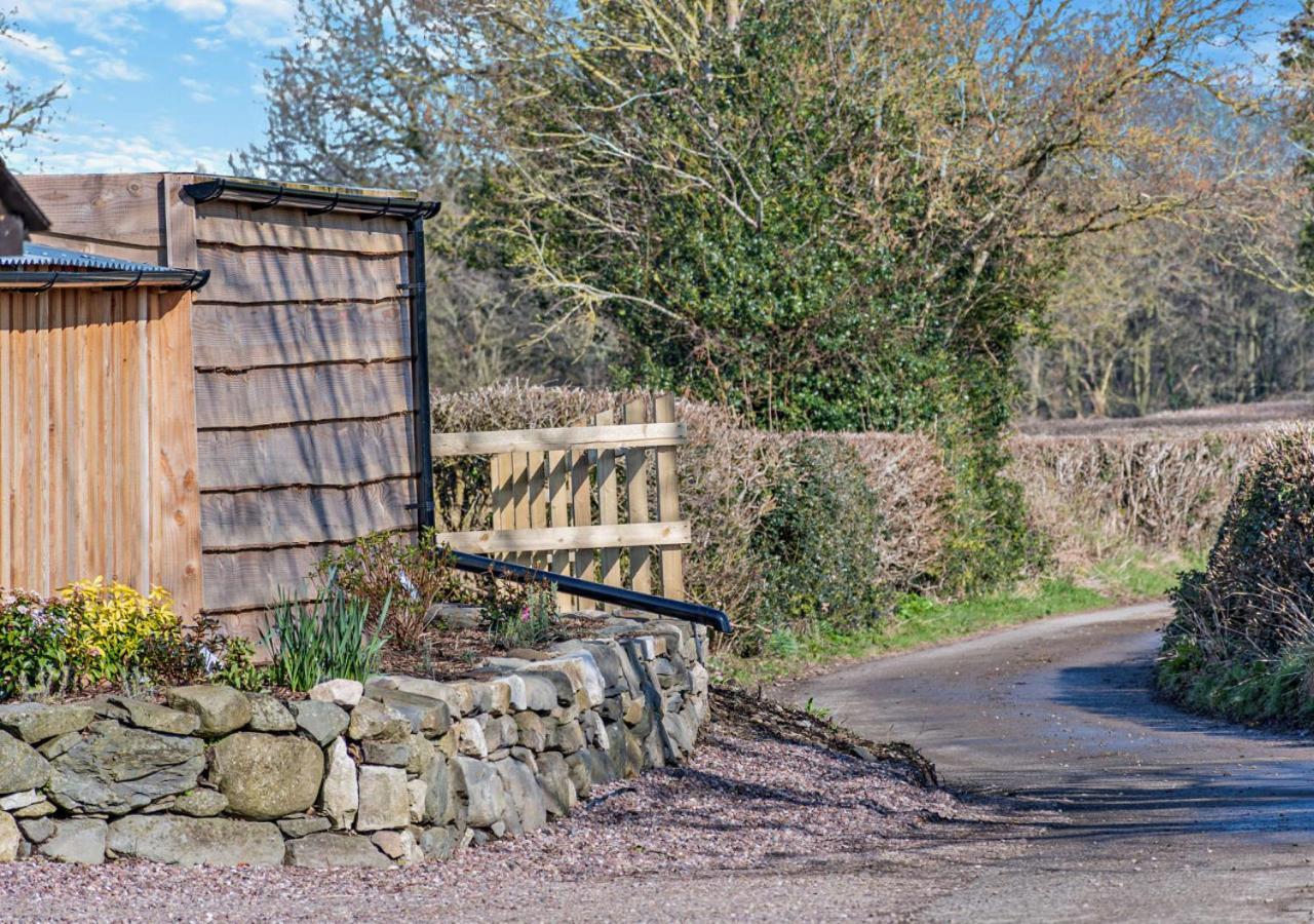 The Stables-Cilcain Villa Exterior photo