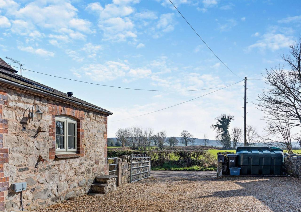 The Stables-Cilcain Villa Exterior photo